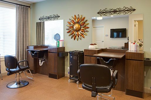 hair salon in The Delaney at Parkway Lakes senior living community